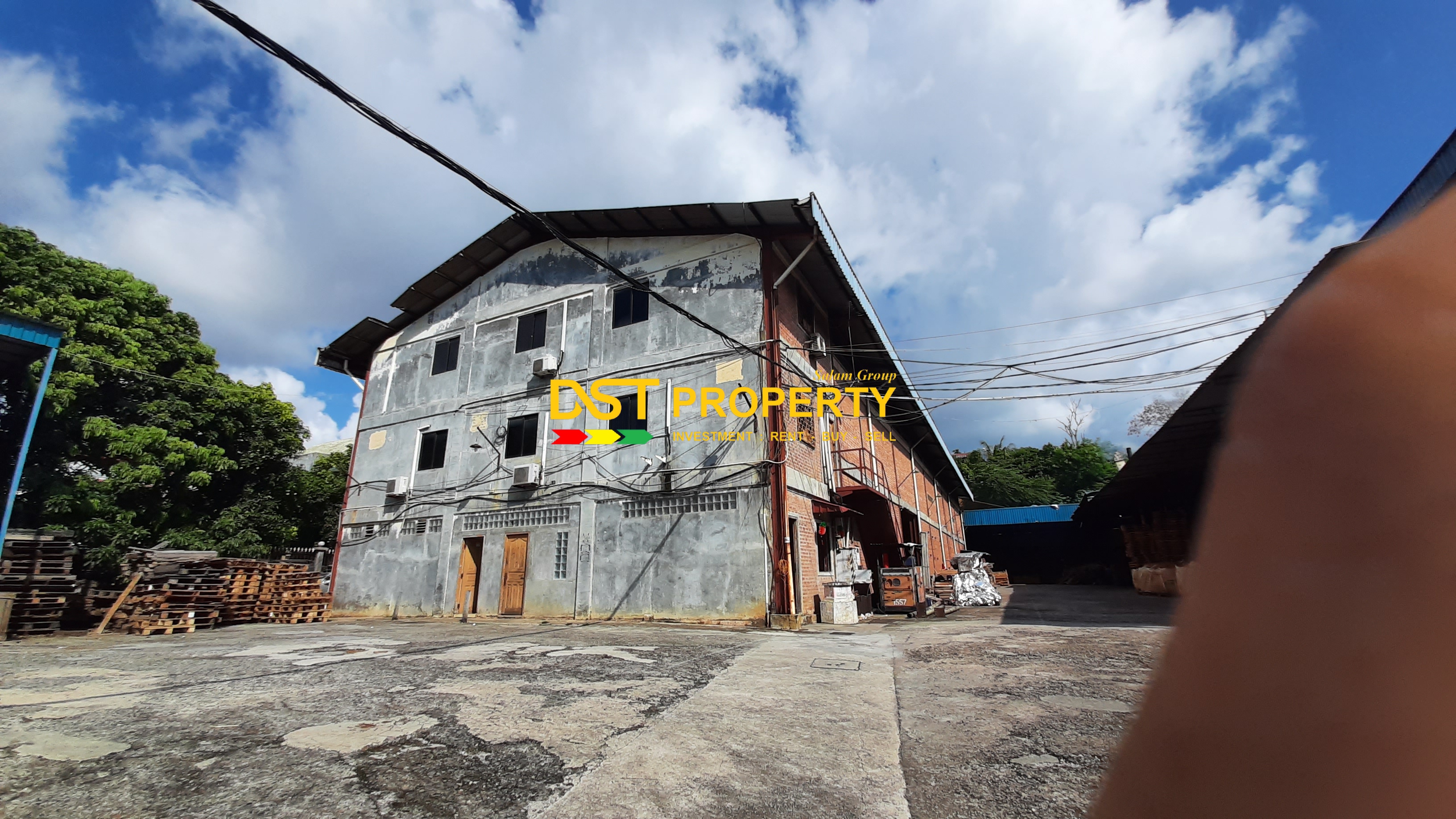 Dijual Segera Gudang dan Lahan Bengkong