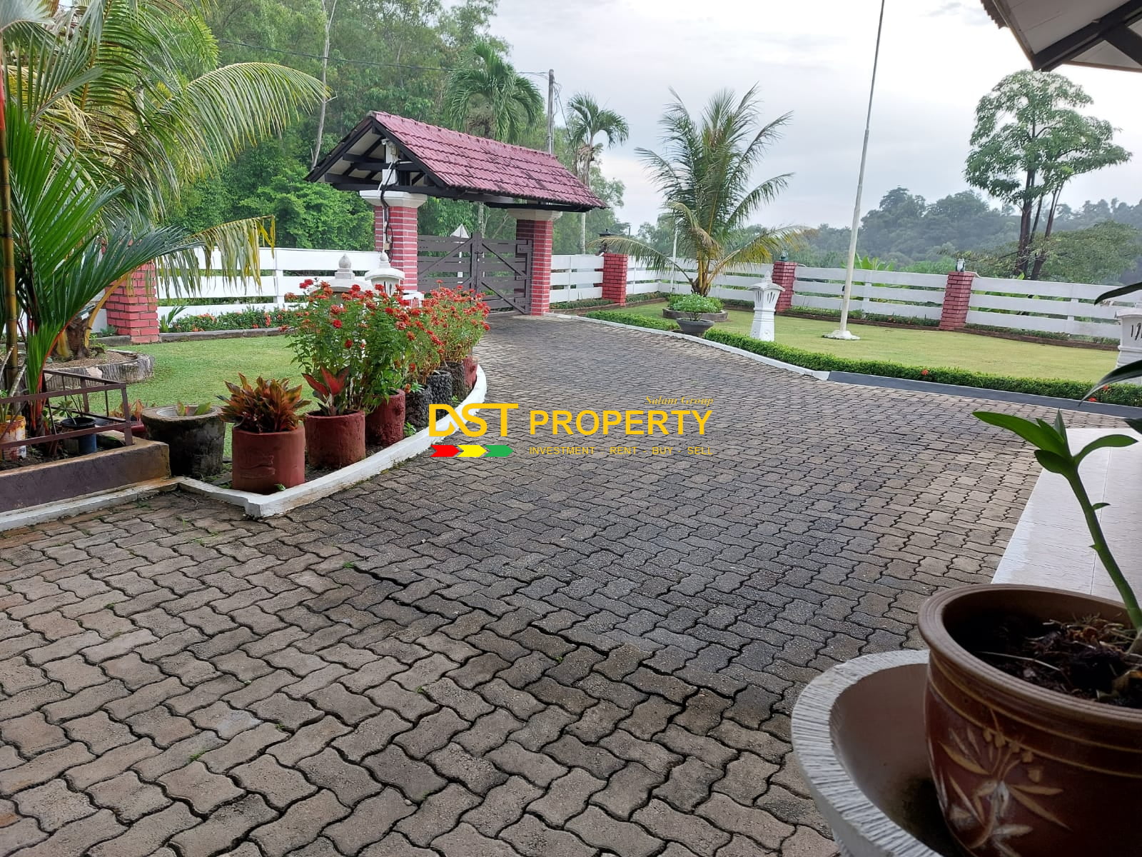 Dijual Villa Mewah Bukit Harimau